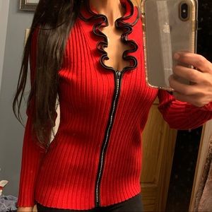 Belldini Brand M! Like NEW. BEAUTIFUL Scarlet Top!
